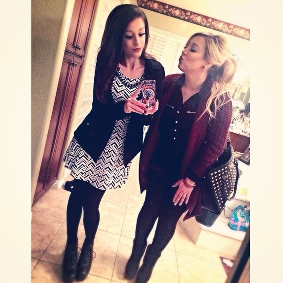 Meet your Posher, Lauren - Picture 1 of 1